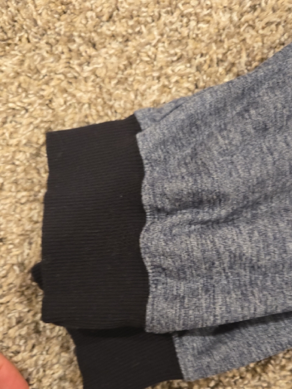 oiselle Lux Heather Gray Joggers with Black Rib Trim - Picture 4 of 6